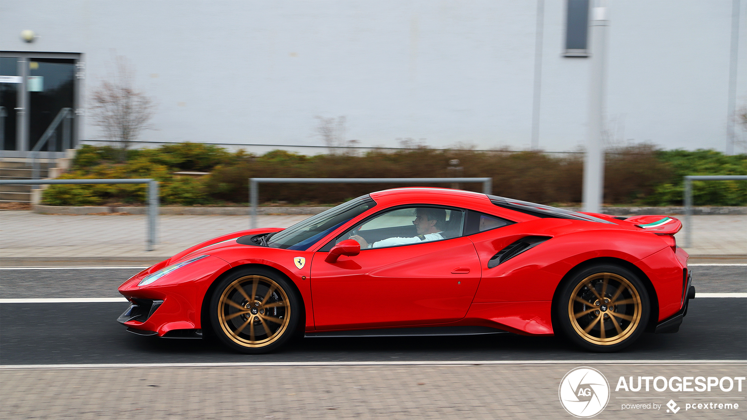 Ferrari 488 Pista