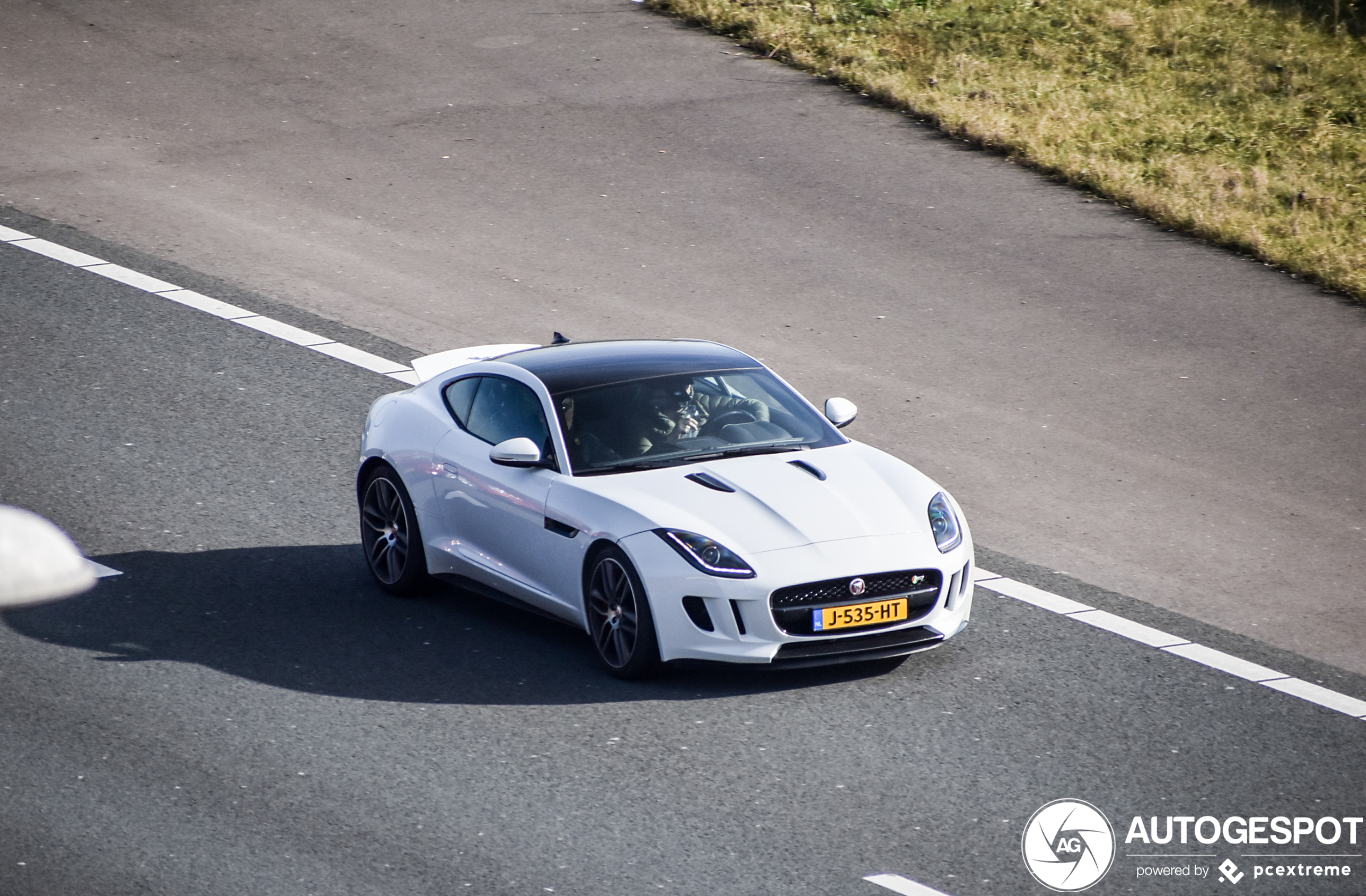 Jaguar F-TYPE R Coupé