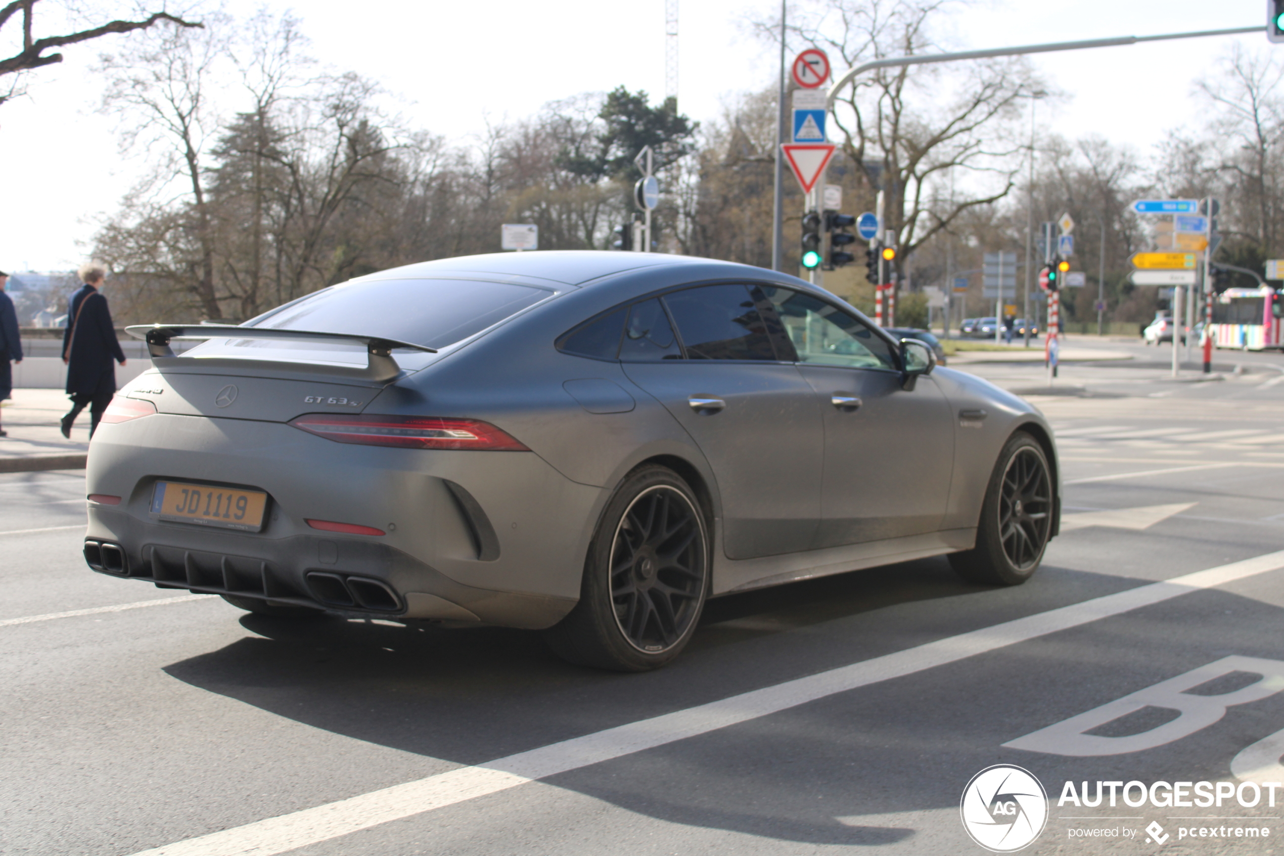 Mercedes-AMG GT 63 S X290