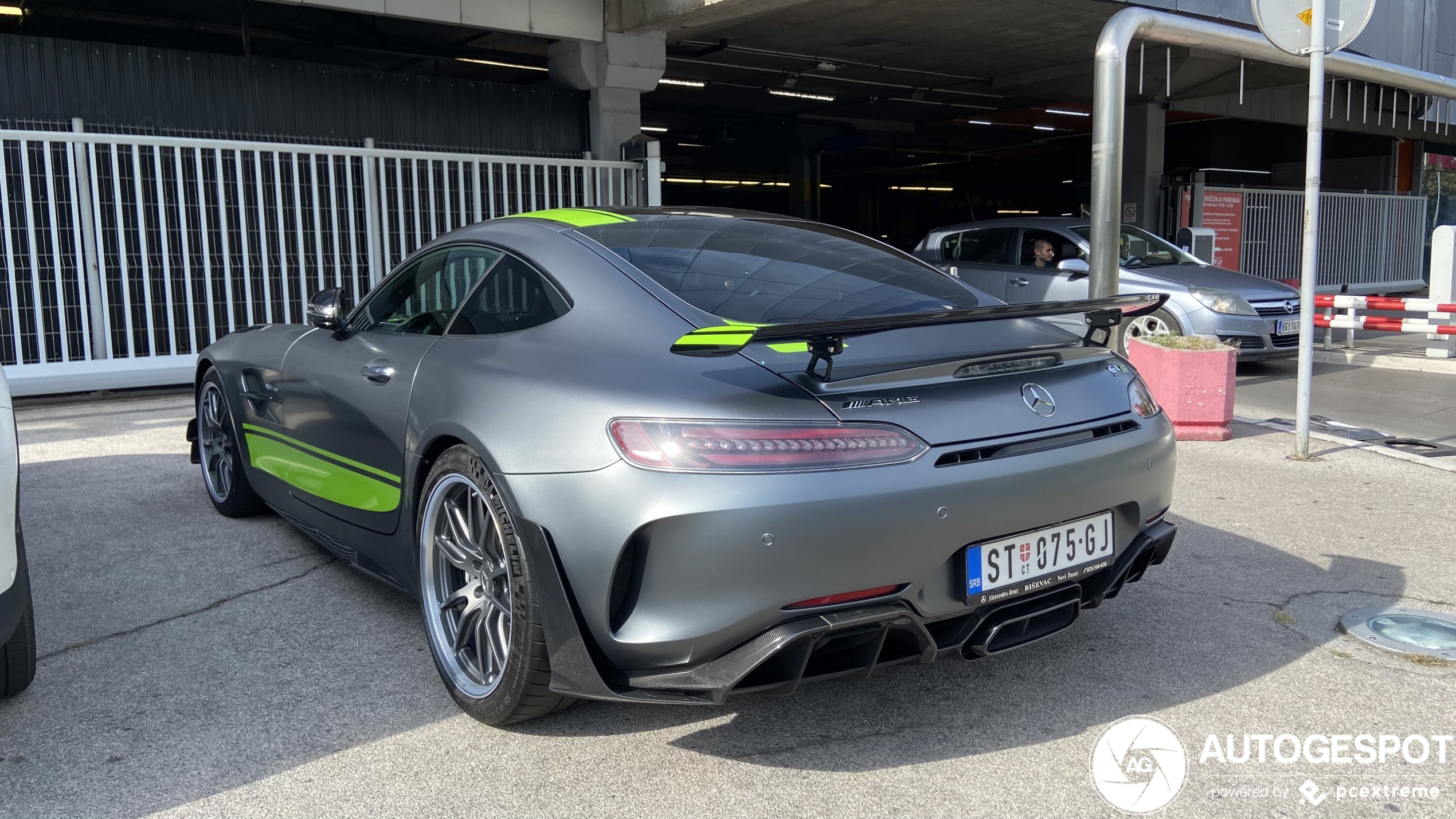 Mercedes-AMG GT R Pro C190