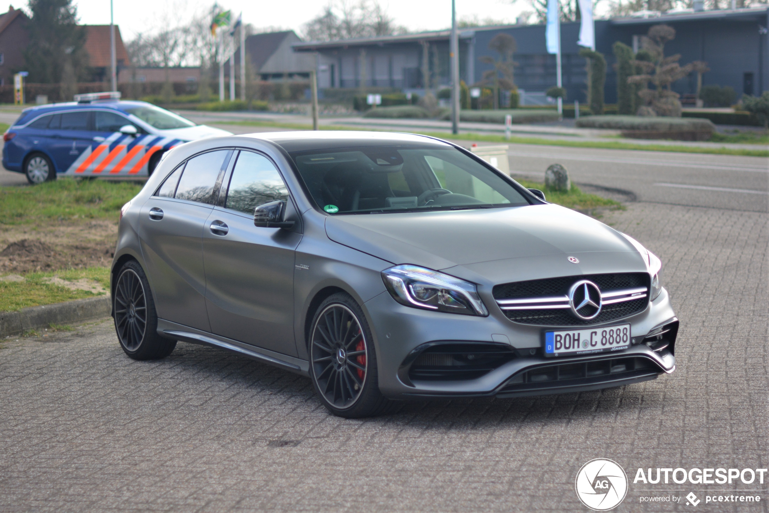 Mercedes-AMG A 45 W176 2015