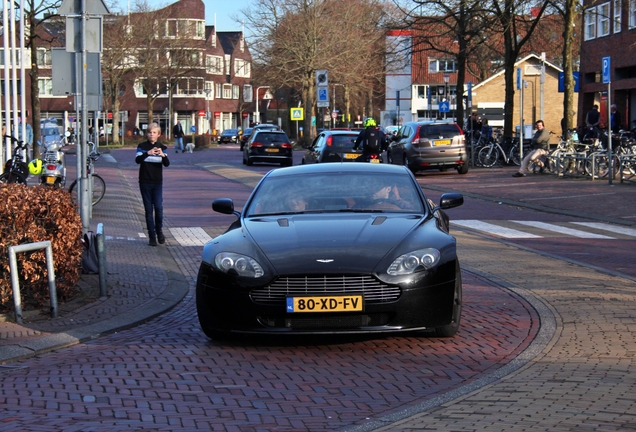 Aston Martin V8 Vantage