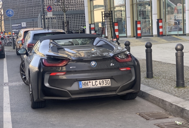 BMW i8 Roadster