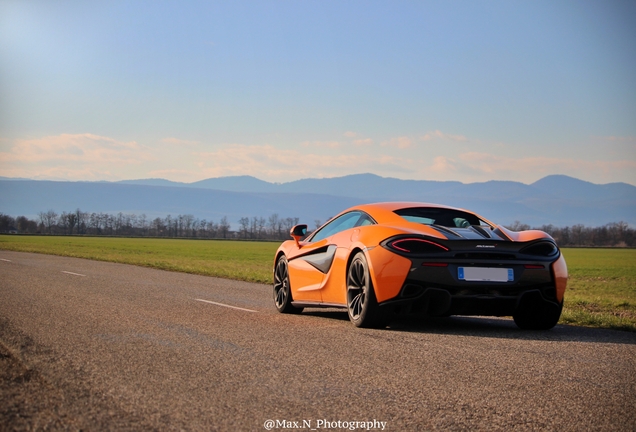 McLaren 570S