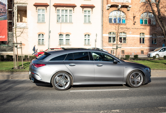 Mercedes-AMG CLA 45 Shooting Brake X118