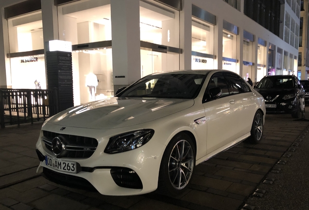 Mercedes-AMG E 63 S W213