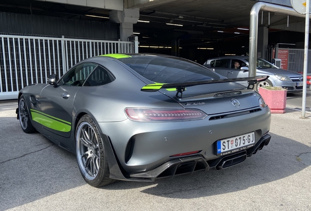 Mercedes-AMG GT R Pro C190