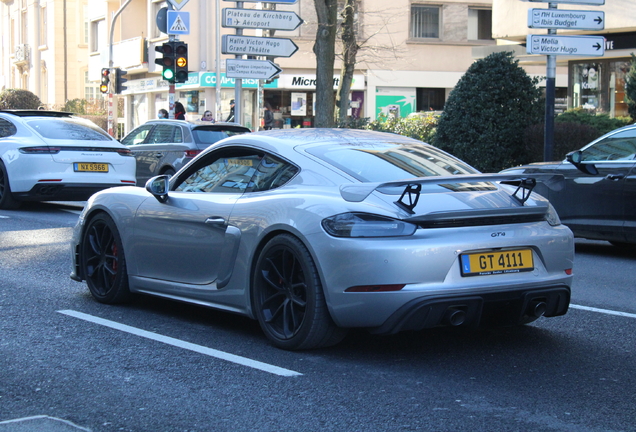 Porsche 718 Cayman GT4