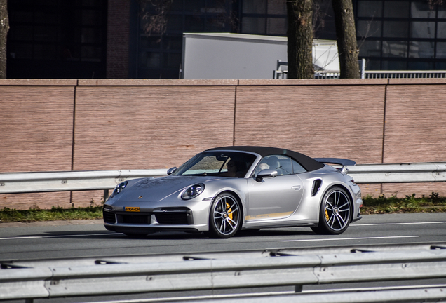 Porsche 992 Turbo S Cabriolet