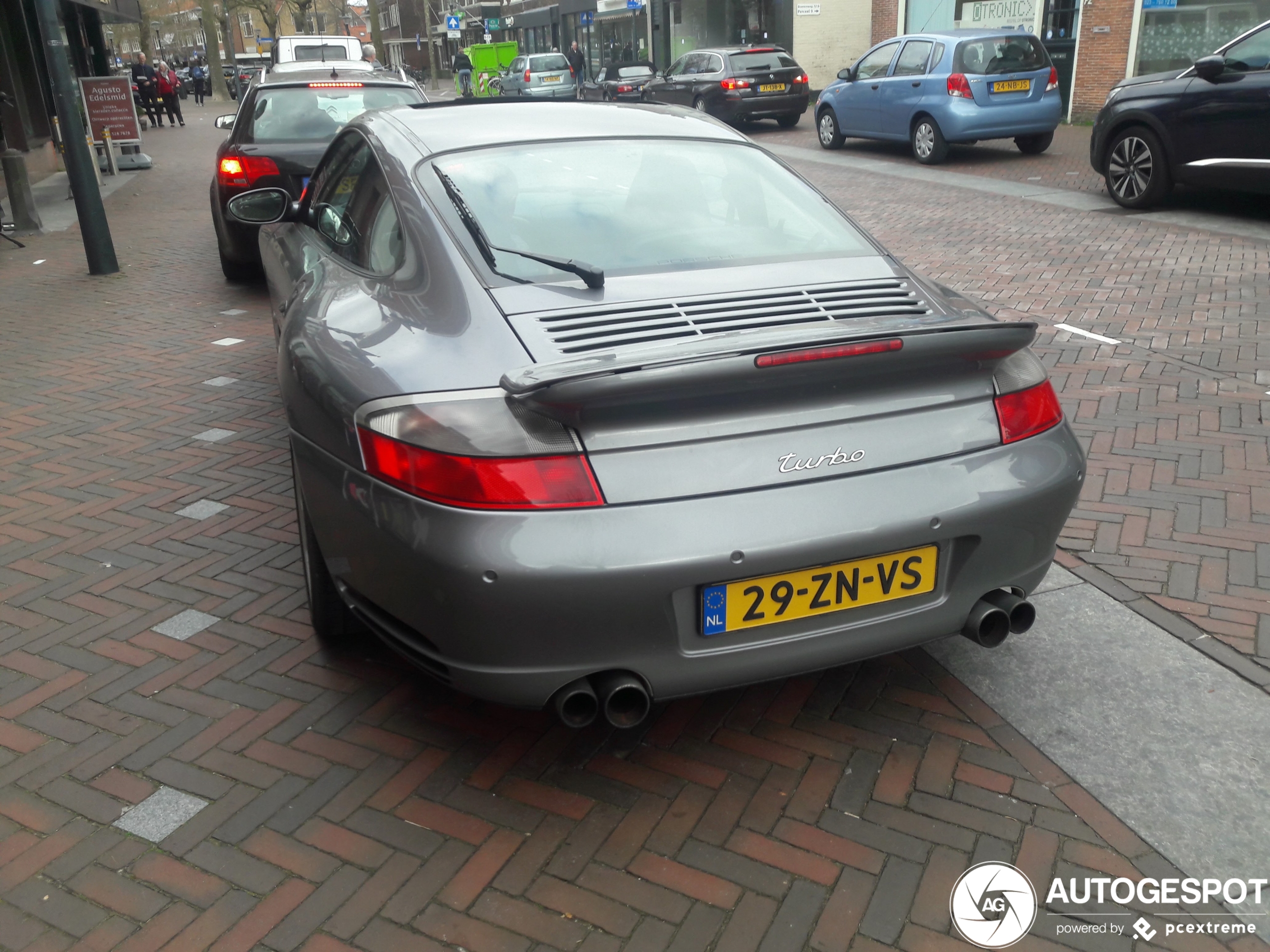 Porsche 996 Turbo