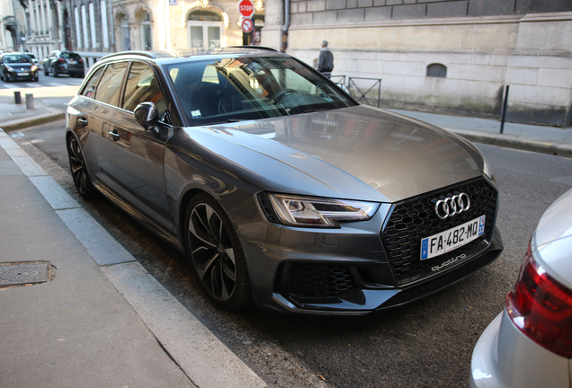 Audi RS4 Avant B9