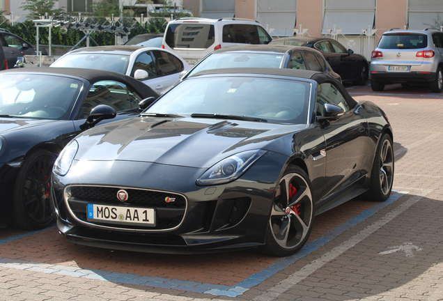 Jaguar F-TYPE S V8 Convertible