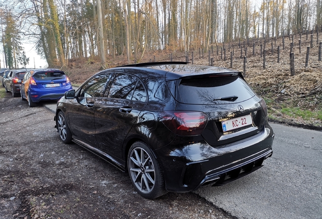 Mercedes-AMG A 45 W176 2015