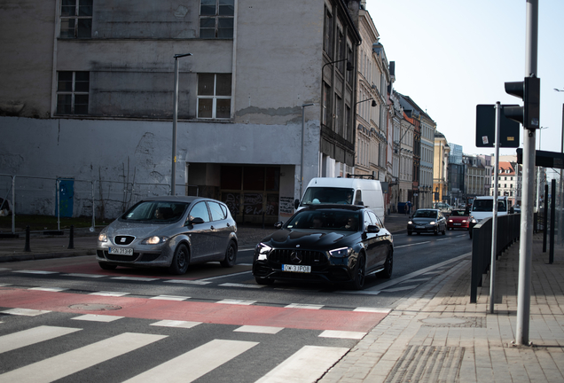 Mercedes-AMG E 63 S W213 2021