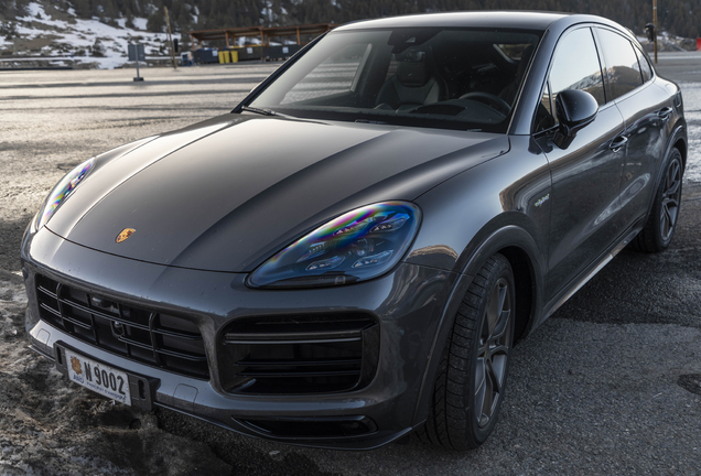 Porsche Cayenne Coupé Turbo S E-Hybrid