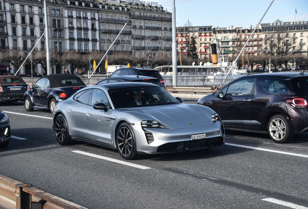 Porsche Taycan Turbo S