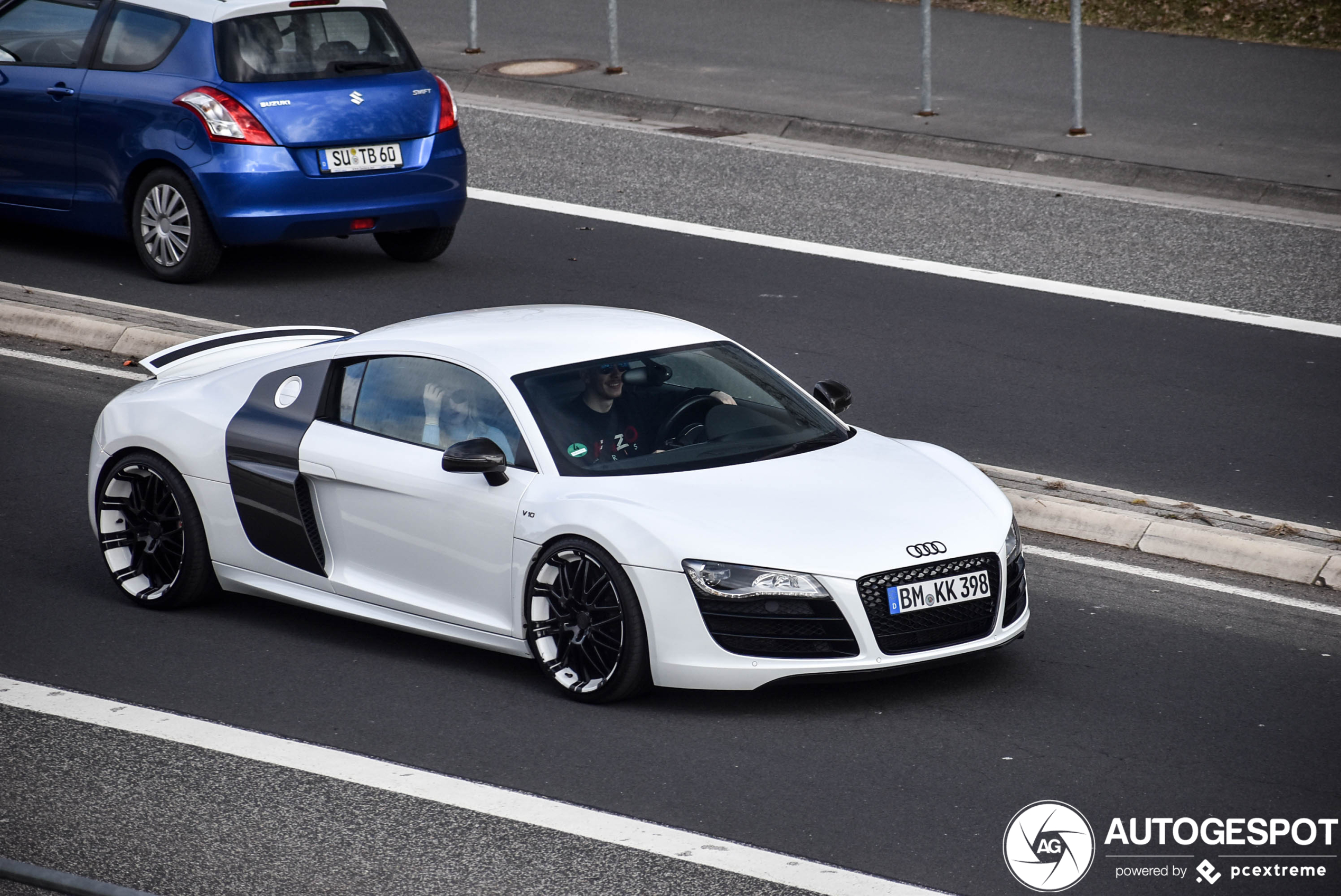 Audi R8 V10