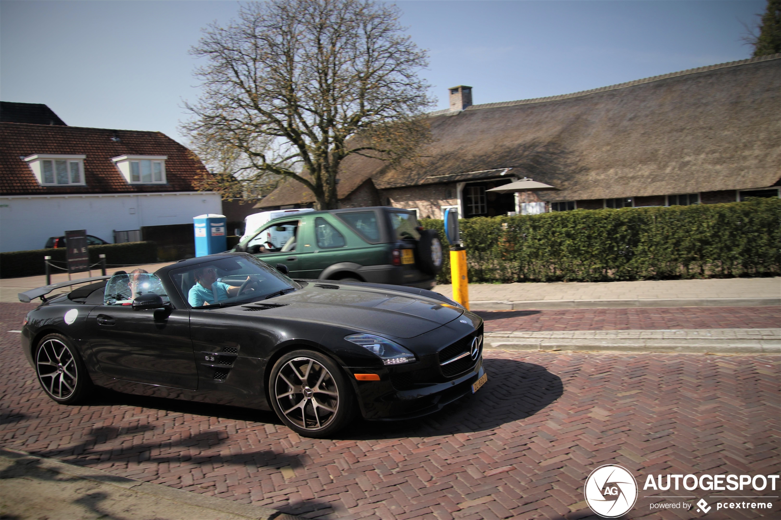 Mercedes-Benz SLS AMG GT Roadster Final Edition