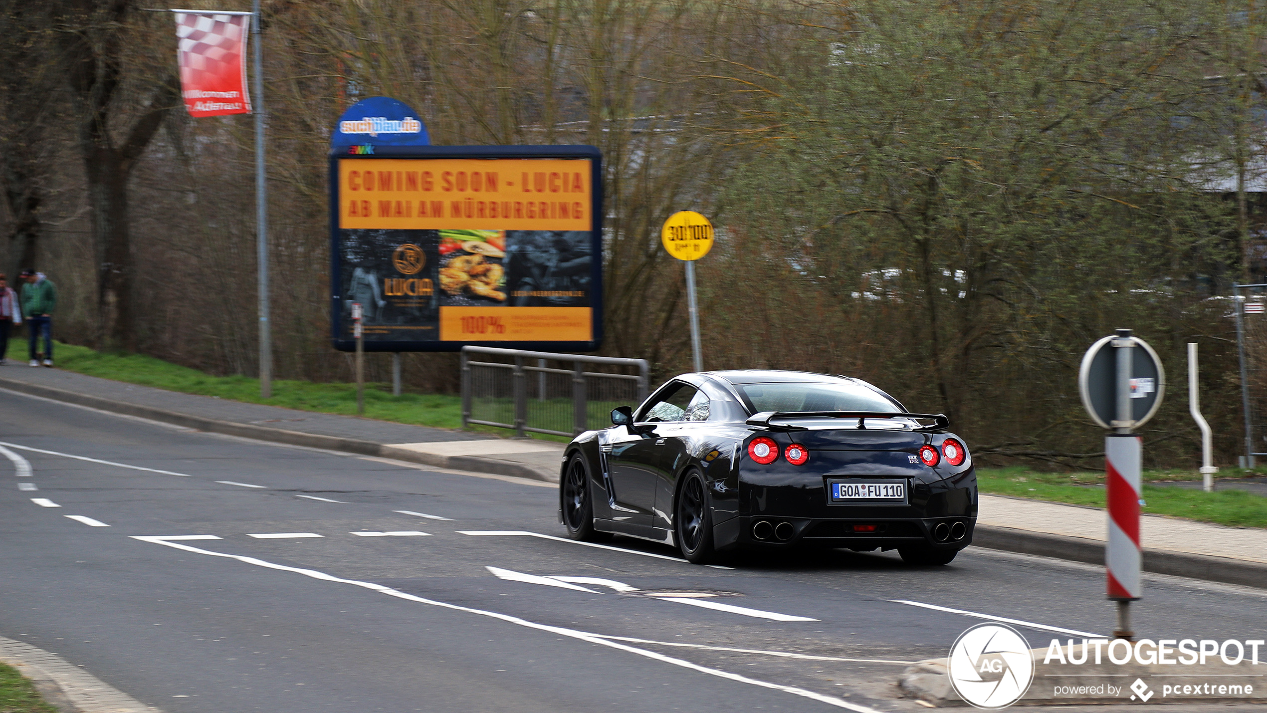 Nissan GT-R