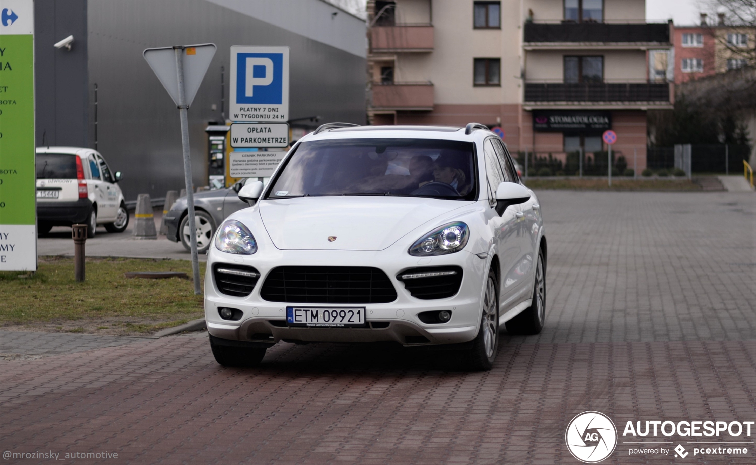 Porsche 958 Cayenne GTS