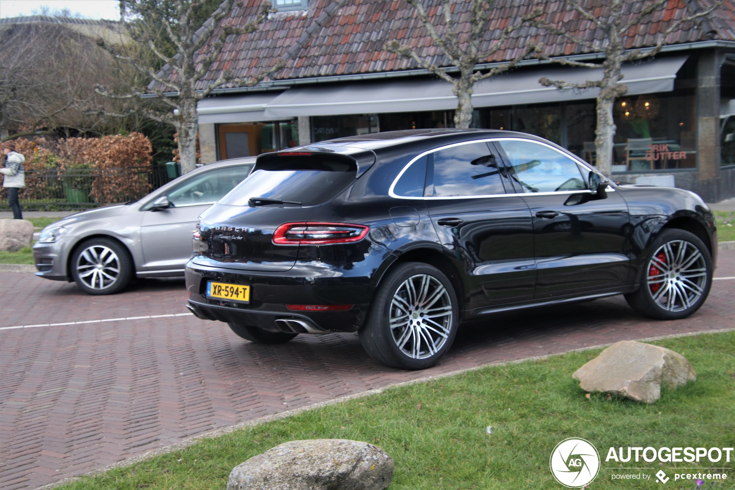 Porsche 95B Macan Turbo