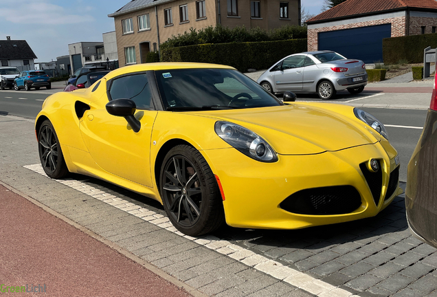 Alfa Romeo 4C Coupé