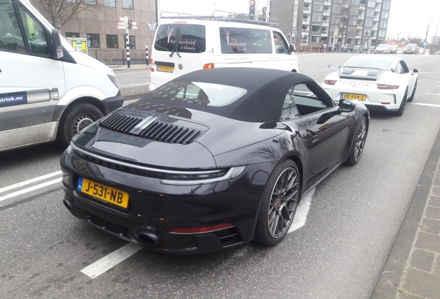 Porsche 992 Carrera 4S Cabriolet