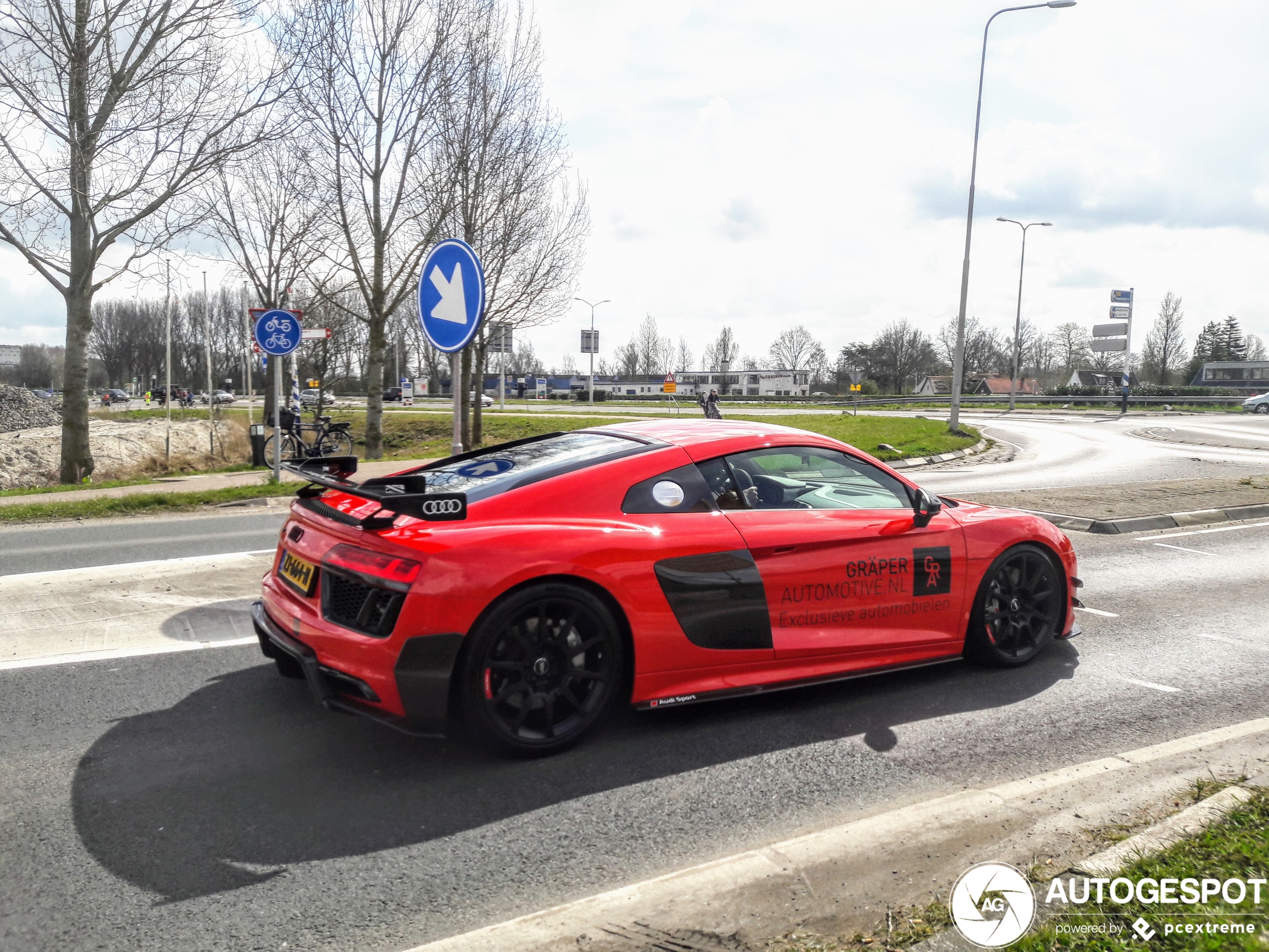 Audi R8 V10 Plus 2015