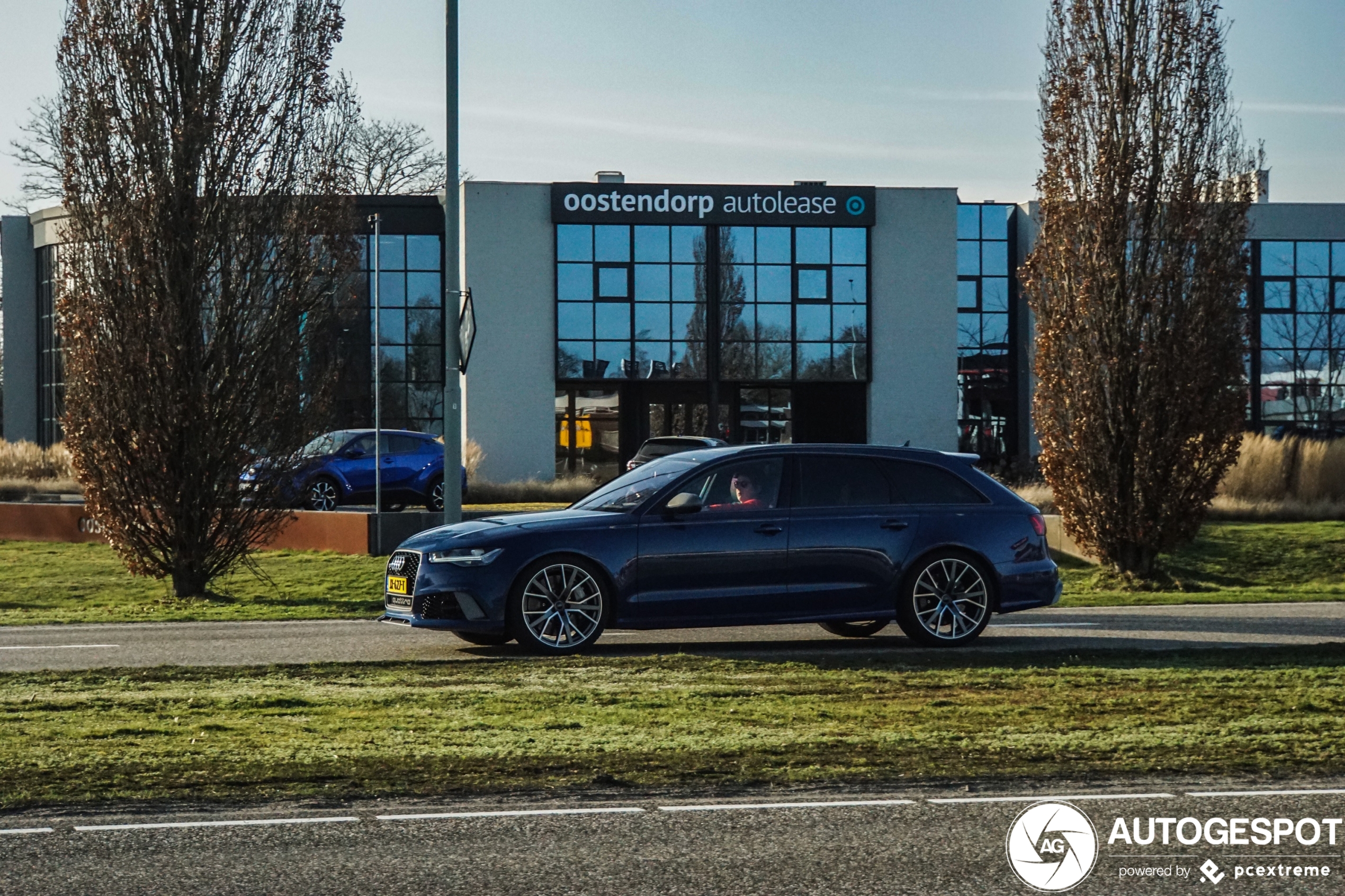 Audi RS6 Avant C7 2015