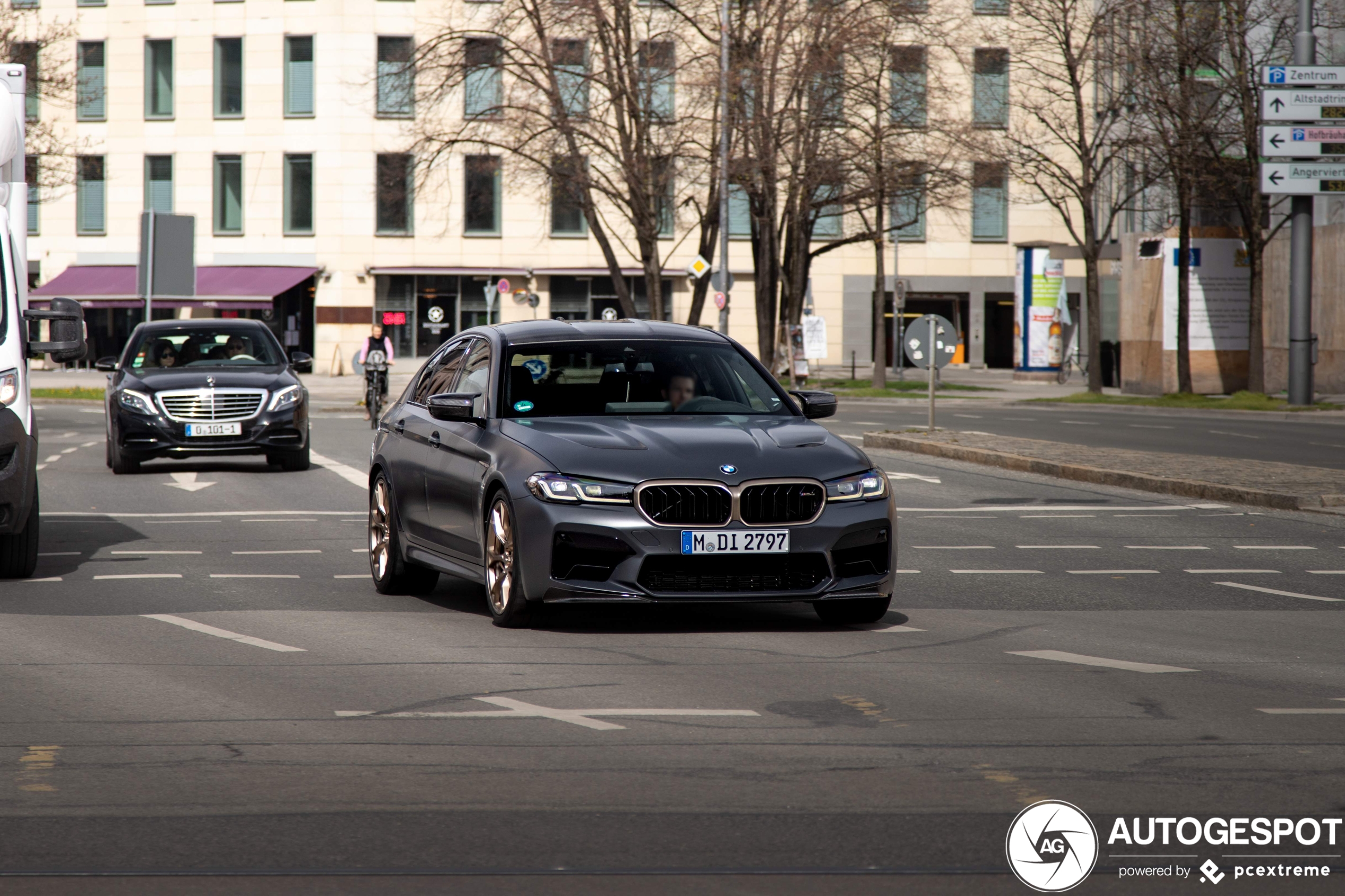 Hardcore BMW M5 CS verschijnt op straat