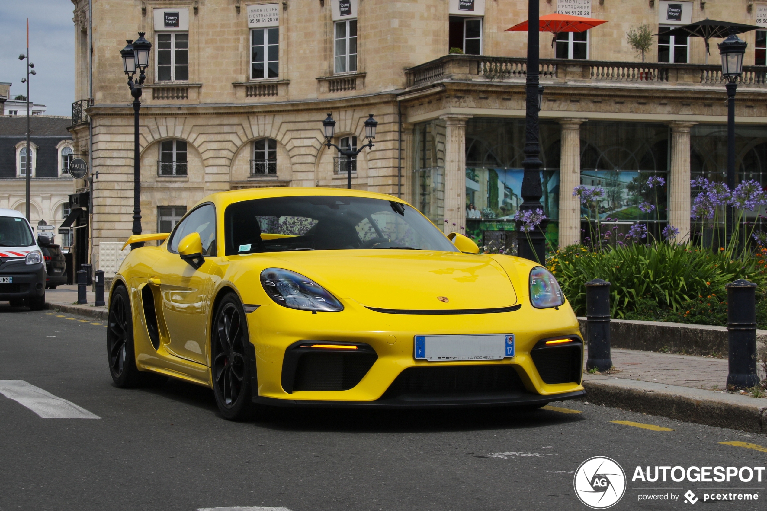 Porsche 718 Cayman GT4