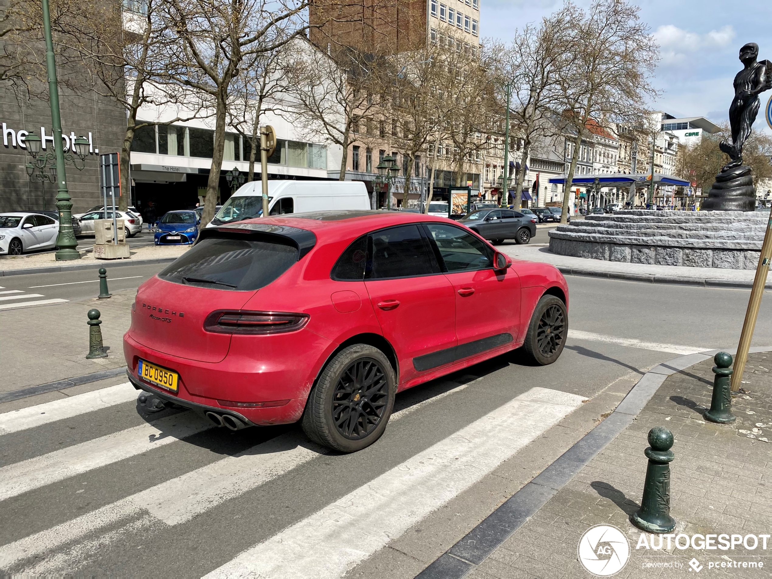 Porsche 95B Macan GTS