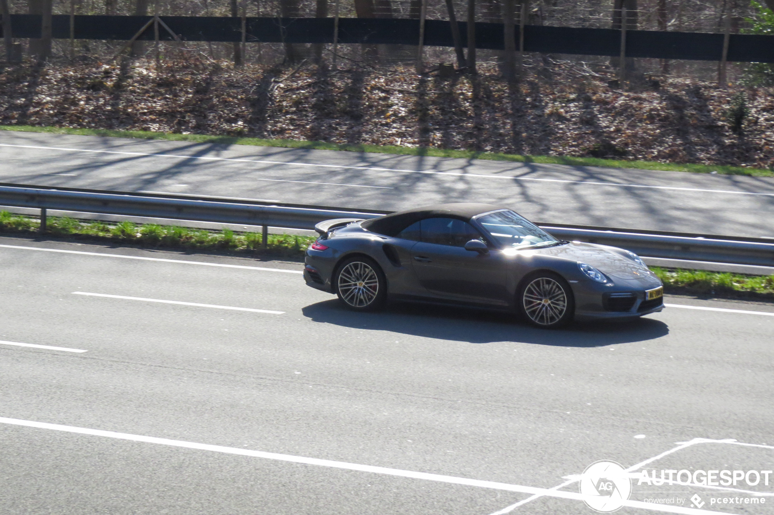 Porsche 991 Turbo Cabriolet MkII