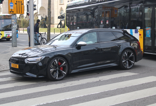 Audi RS6 Avant C8