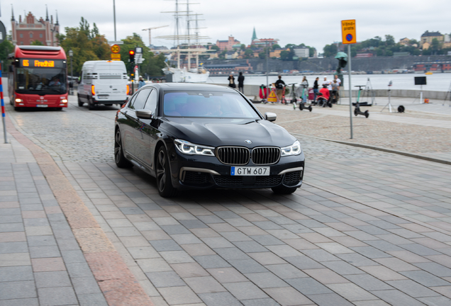 BMW M760Li xDrive