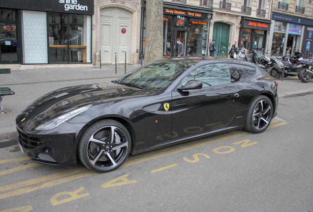 Ferrari FF