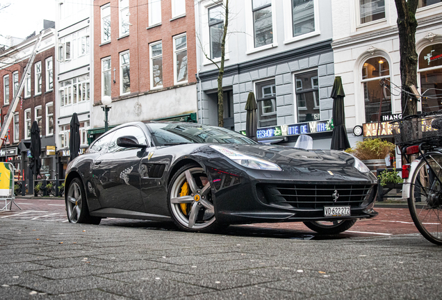 Ferrari GTC4Lusso