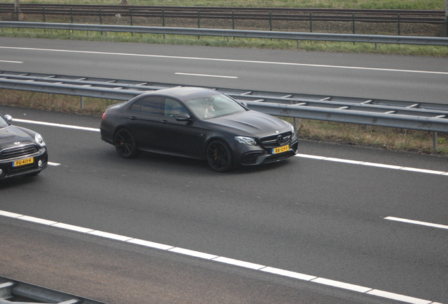 Mercedes-AMG E 63 S W213