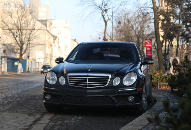 Mercedes-Benz E 63 AMG