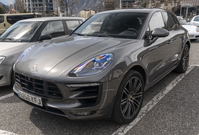 Porsche 95B Macan GTS