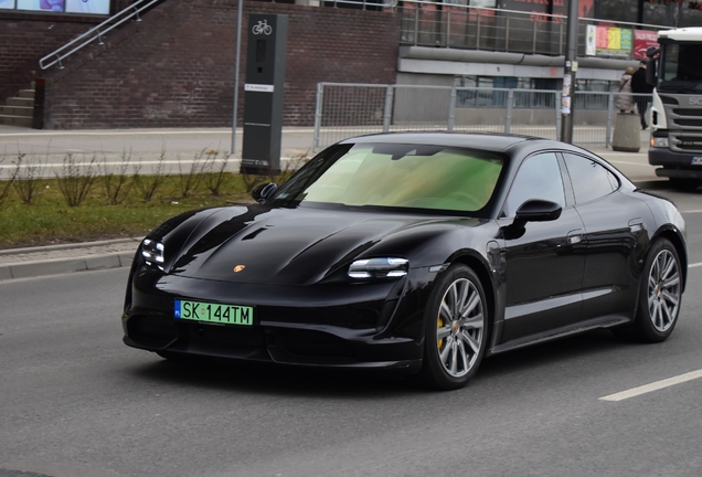 Porsche Taycan Turbo