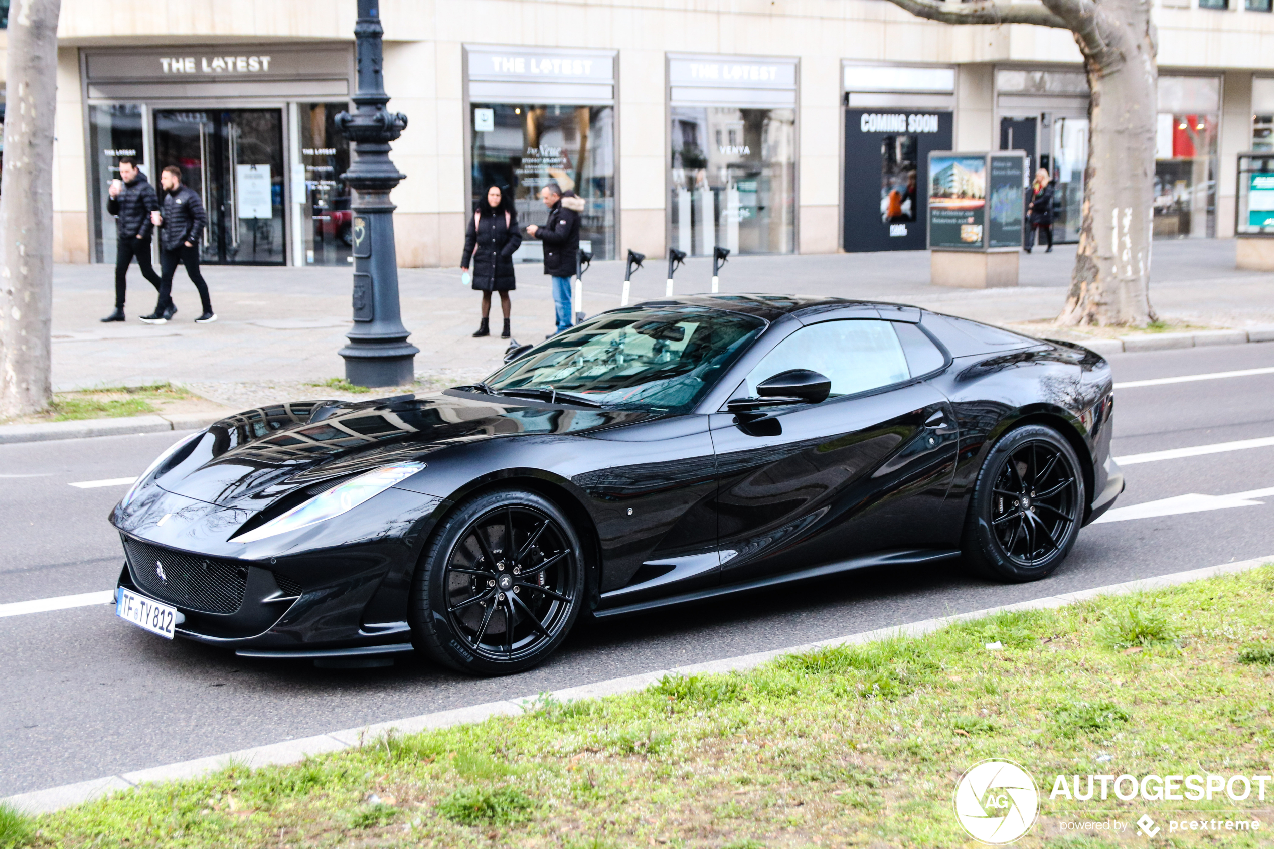 Ferrari 812 GTS