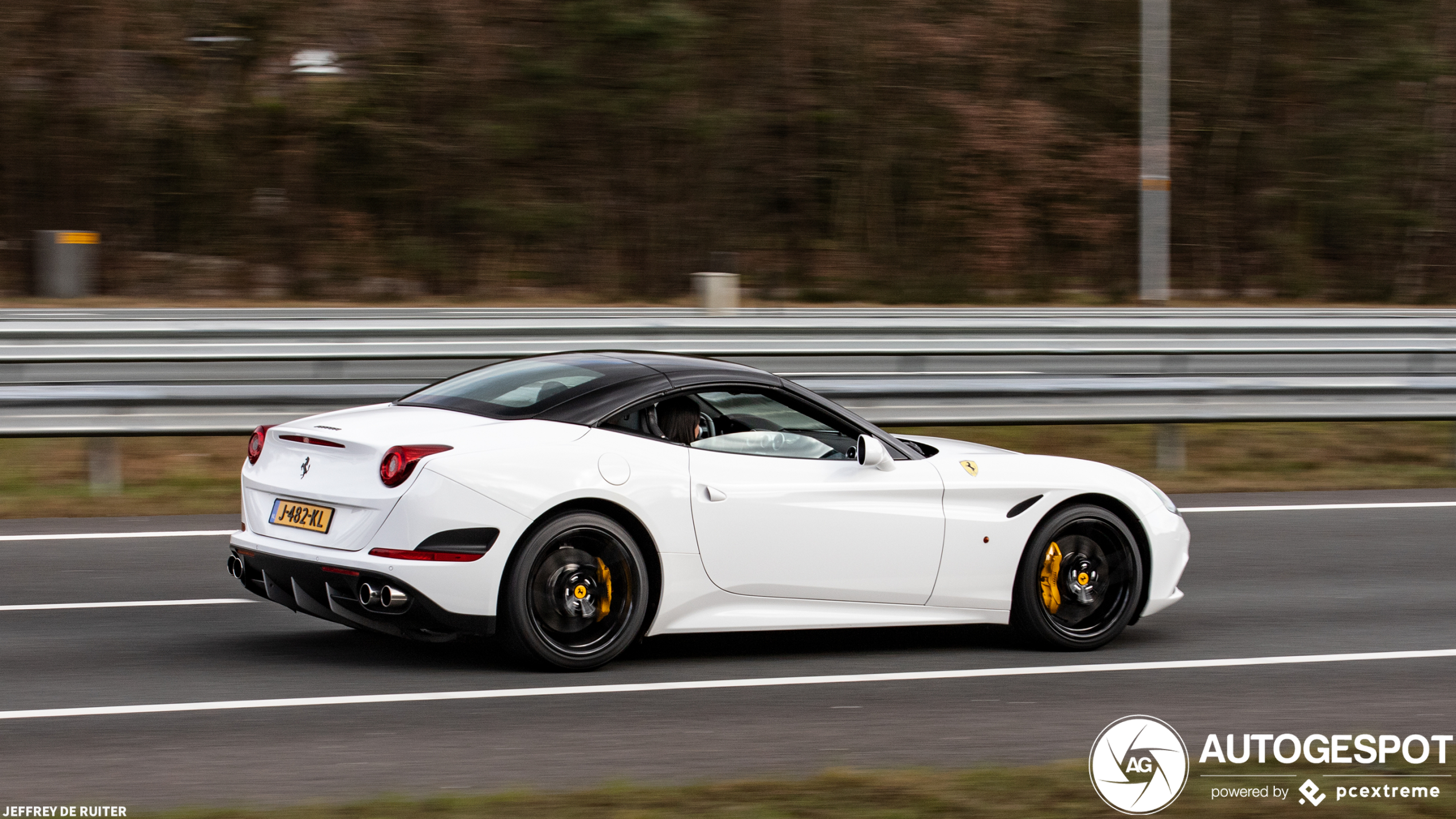 Ferrari California T