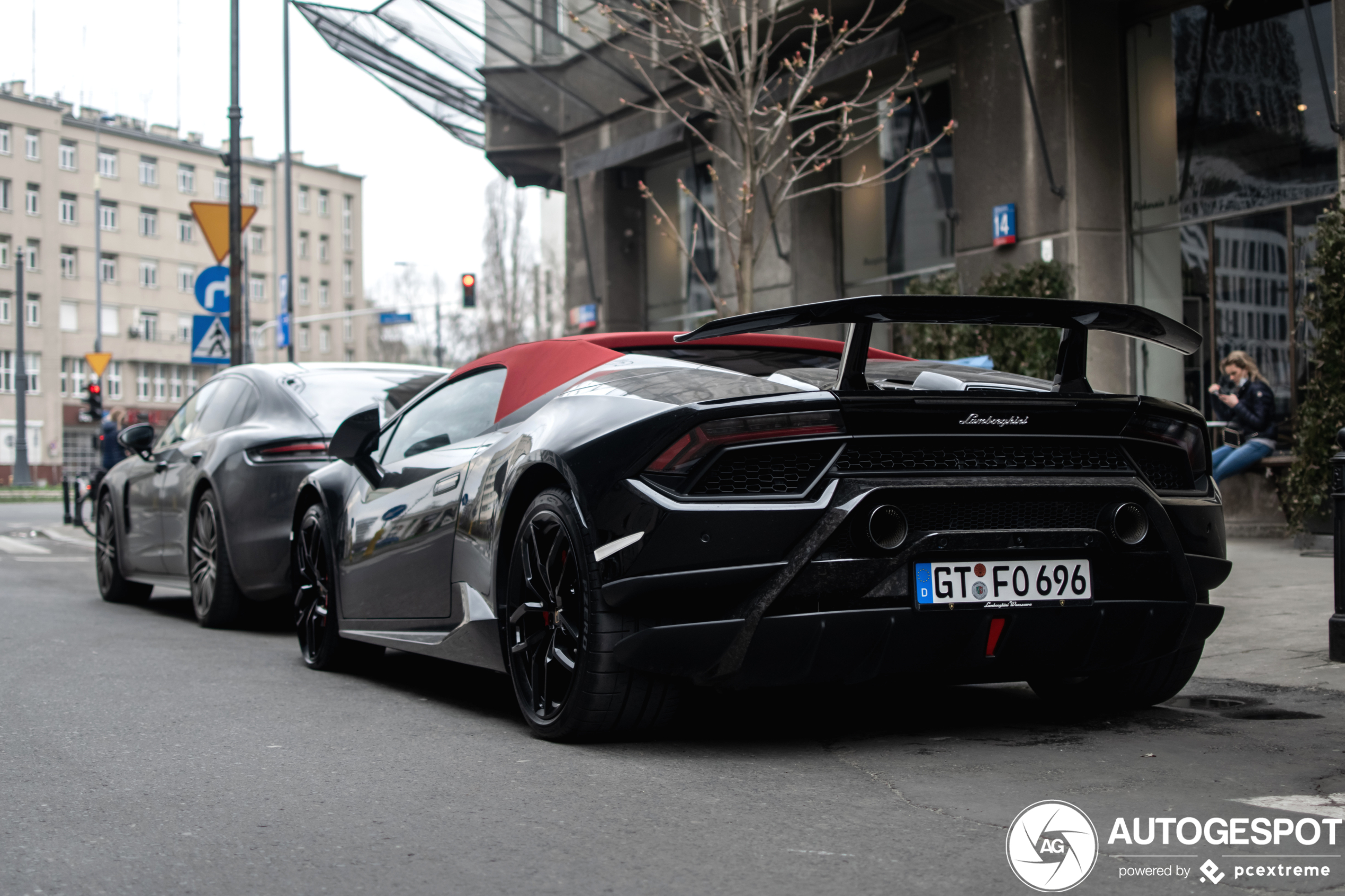 Lamborghini Huracán LP640-4 Performante Spyder