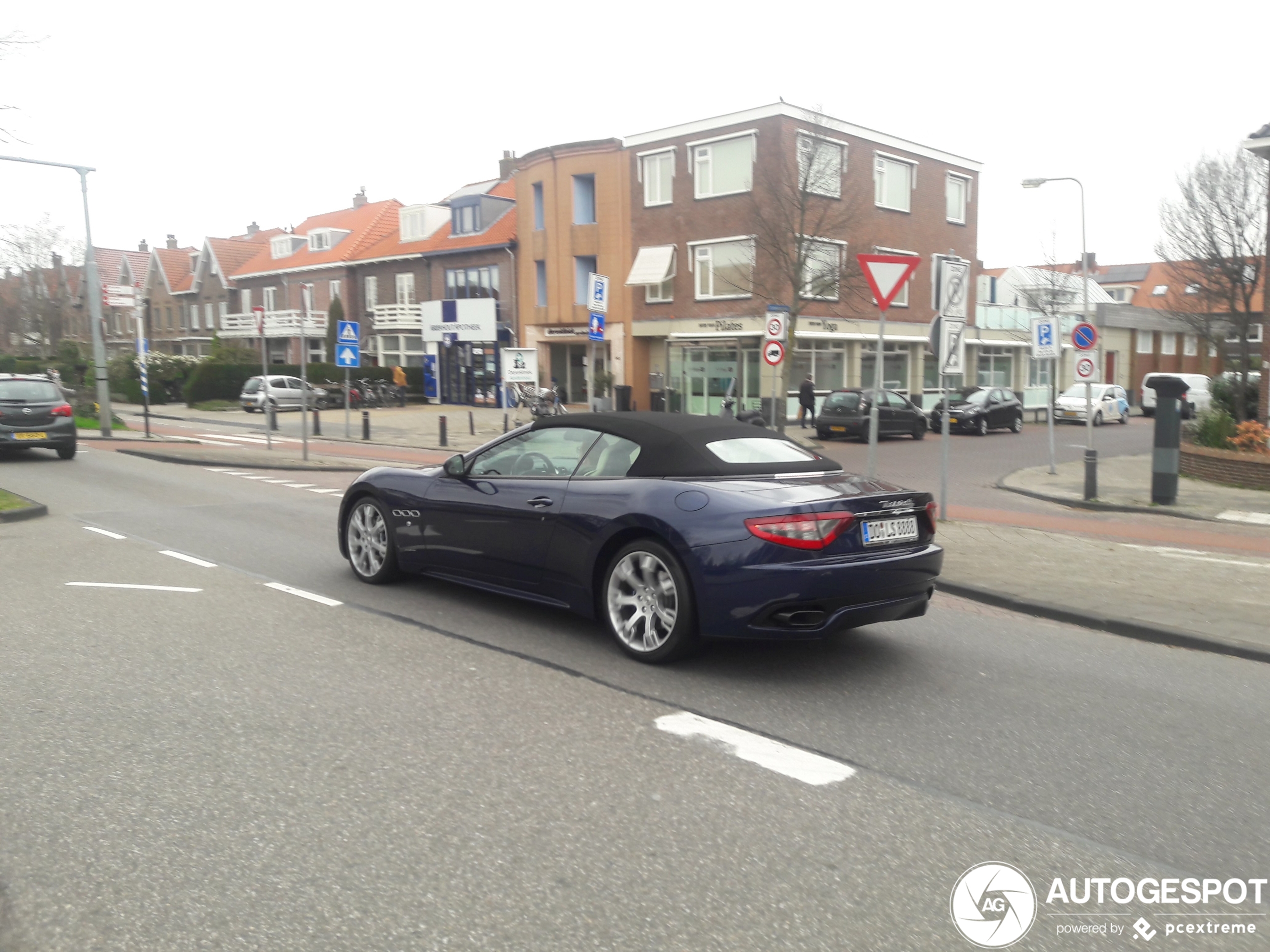 Maserati GranCabrio Sport 2013