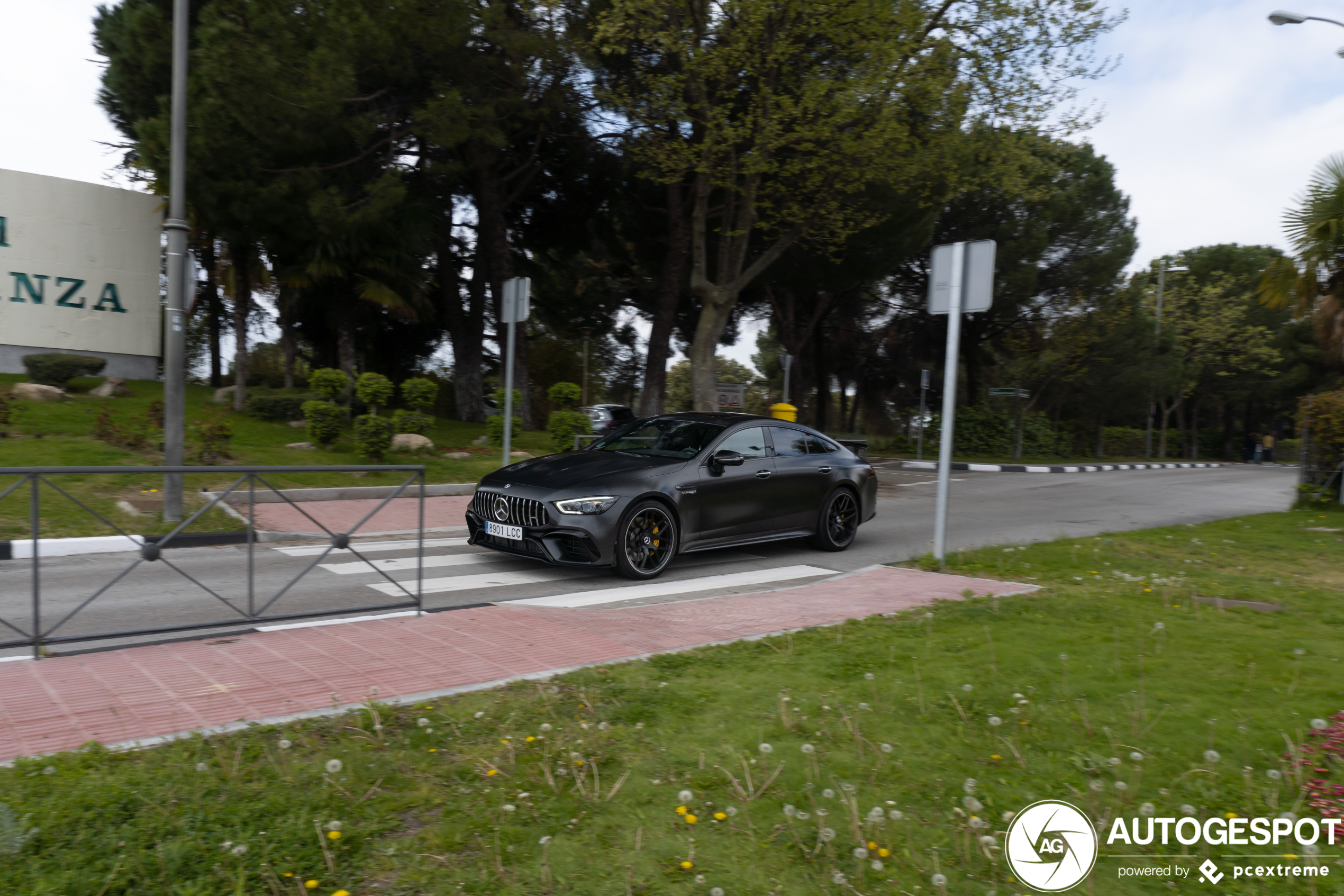 Mercedes-AMG GT 63 S X290