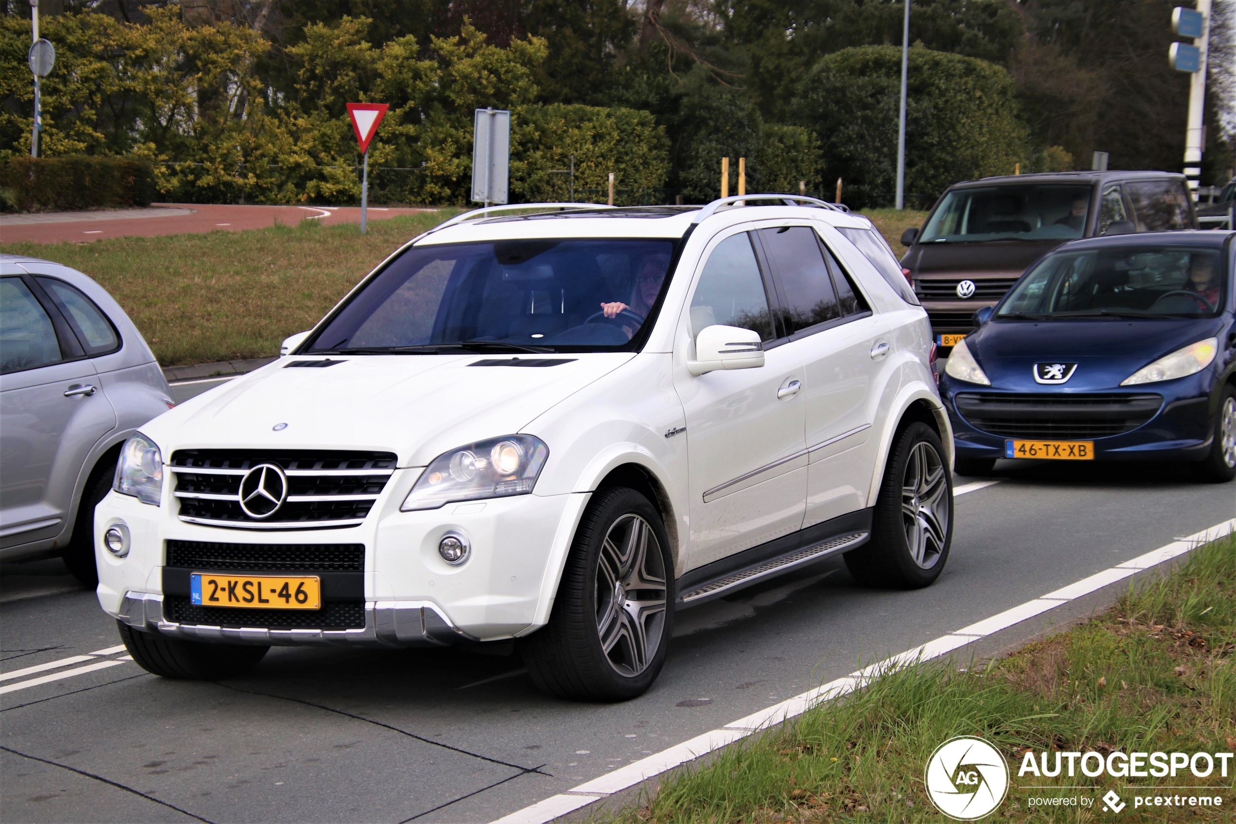 Mercedes-Benz ML 63 AMG 10th Anniversary