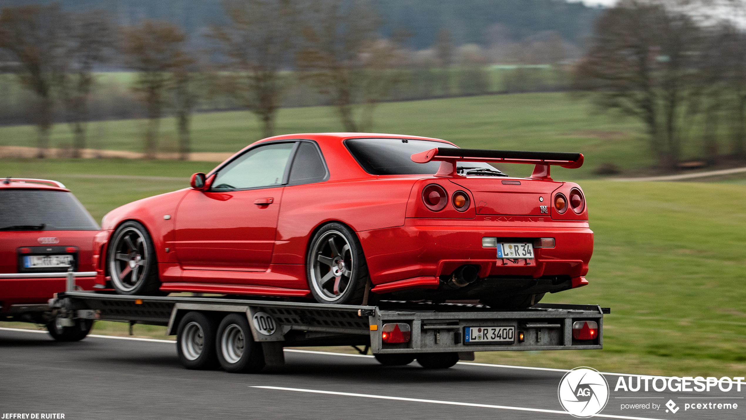 Nissan Skyline R34 GT-R V-Spec - 22 May 2021 - Autogespot