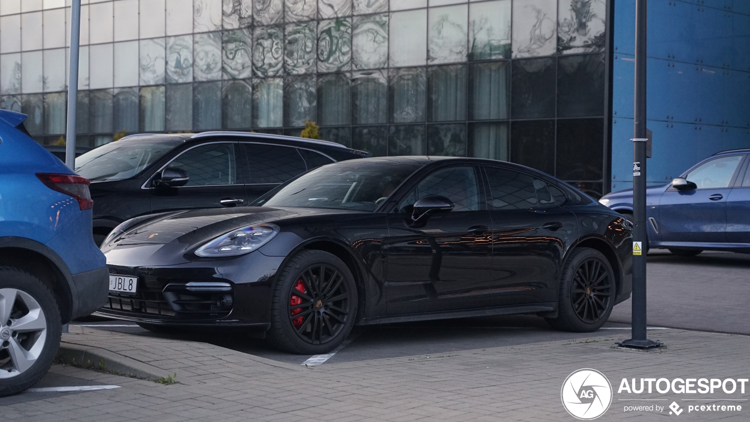 Porsche 971 Panamera GTS MkI