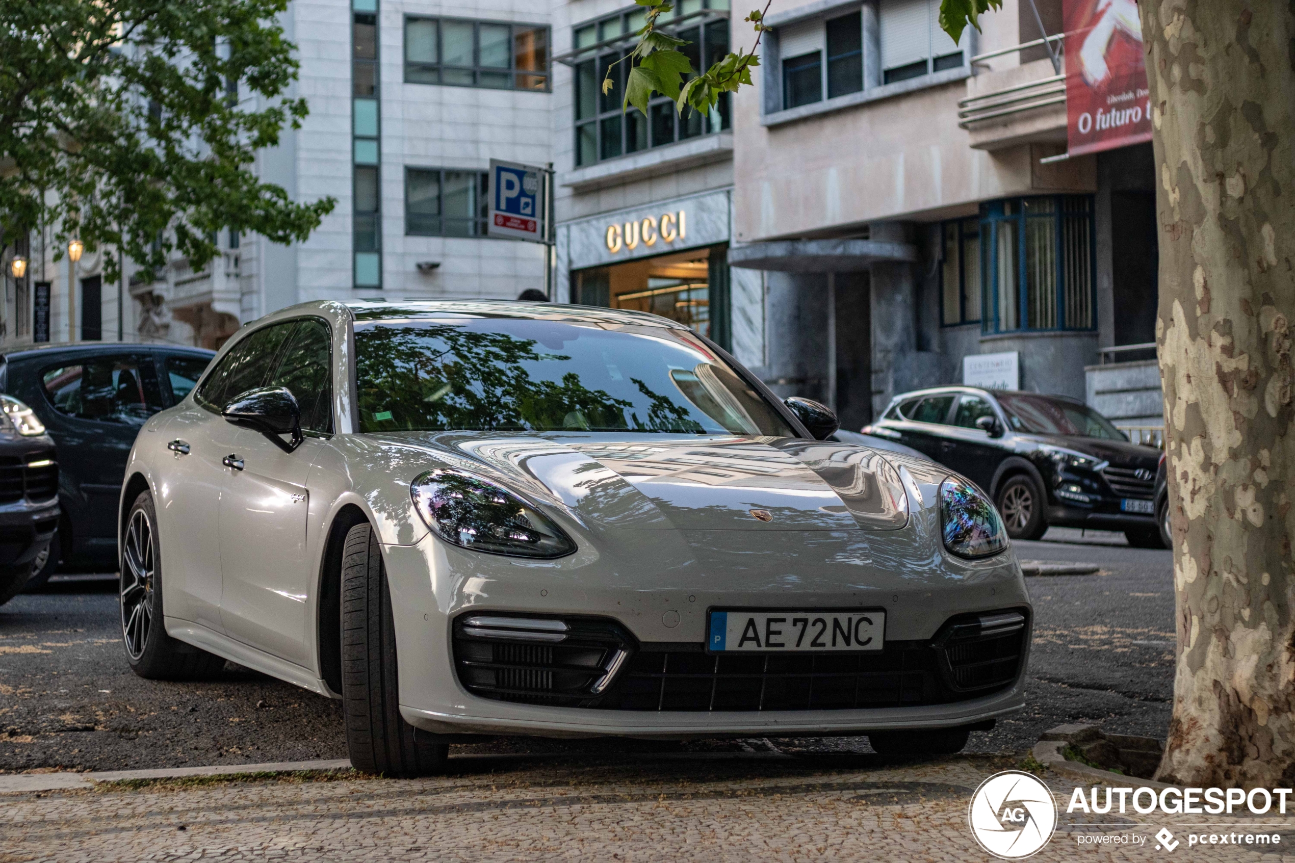 Porsche 971 Panamera Turbo S E-Hybrid Sport Turismo